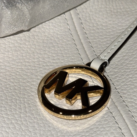Michael Kors Bag Brooke White Hobo NWT - Picture 13 of 17